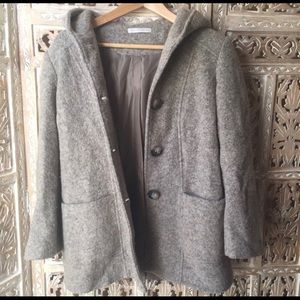 Grey Wool Coat. Size Small.